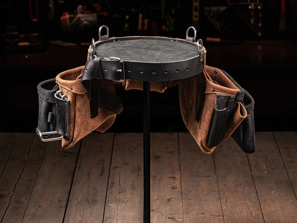 Framer-R – Akribis Leather