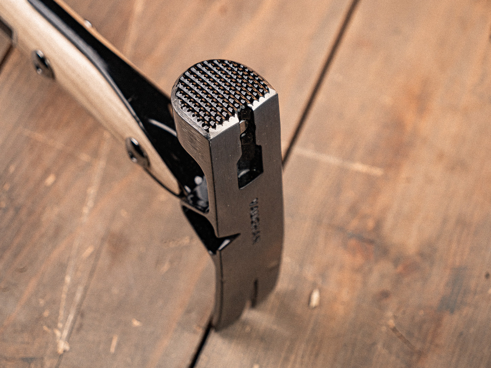 Vaughn VW Series 20oz Rip Hammer